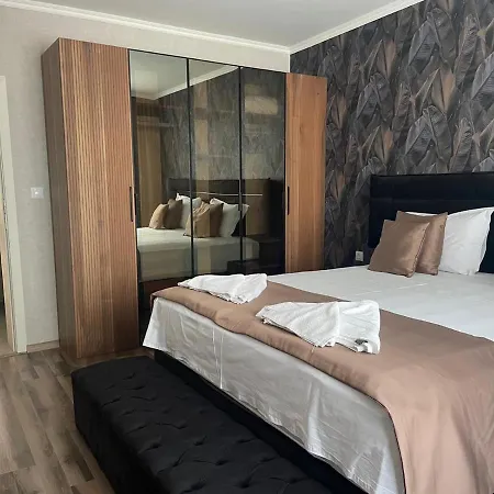 Valencia Gardens Luxury *