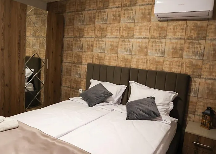 Valencia Gardens Luxury