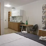 Valencia Gardens Luxury *
