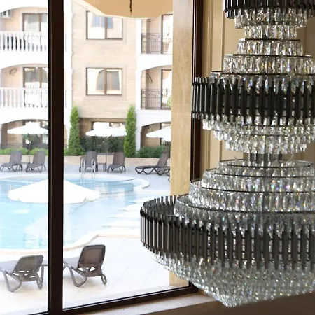 Valencia Gardens Luxury شقة