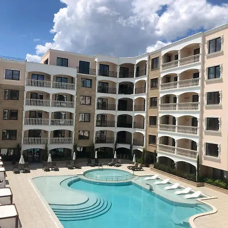 Valencia Gardens Luxury Apartament Nesebyr