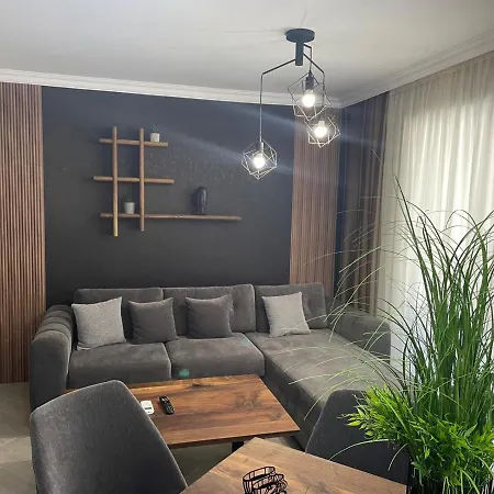 Valencia Gardens Luxury نيسيبار