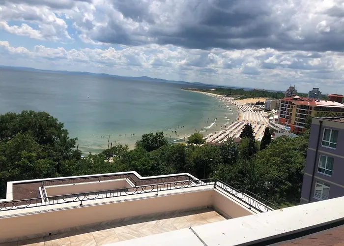 Valencia Gardens Luxury